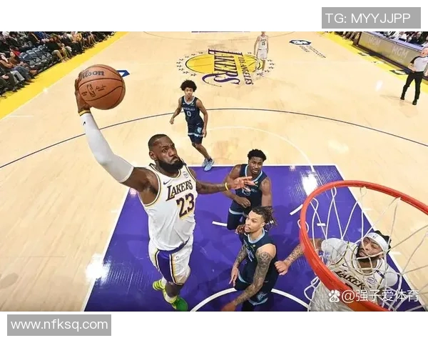 湖人队与灰熊队2017年精彩对决回顾及赛季亮点分析