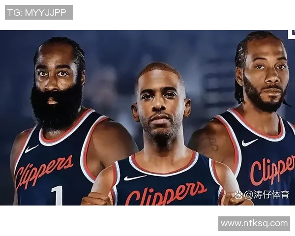 火箭与快船季后赛第六场激战回顾球员表现与战术分析